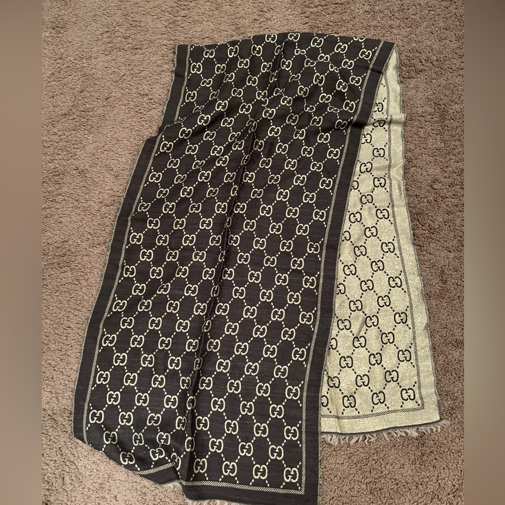 Gucci scarf beige&grey